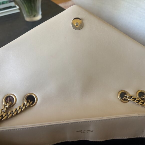 Saint Laurent Medium Loulou Matelassé Leather Shoulder Bag - Picture 9 of 9